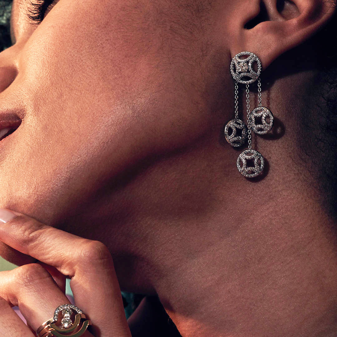 Boucles d'oreilles pendantes Perpétuel.le 0.25ct x2 pavées - Or blanc 18k - diamant éthique - Loyale Paris