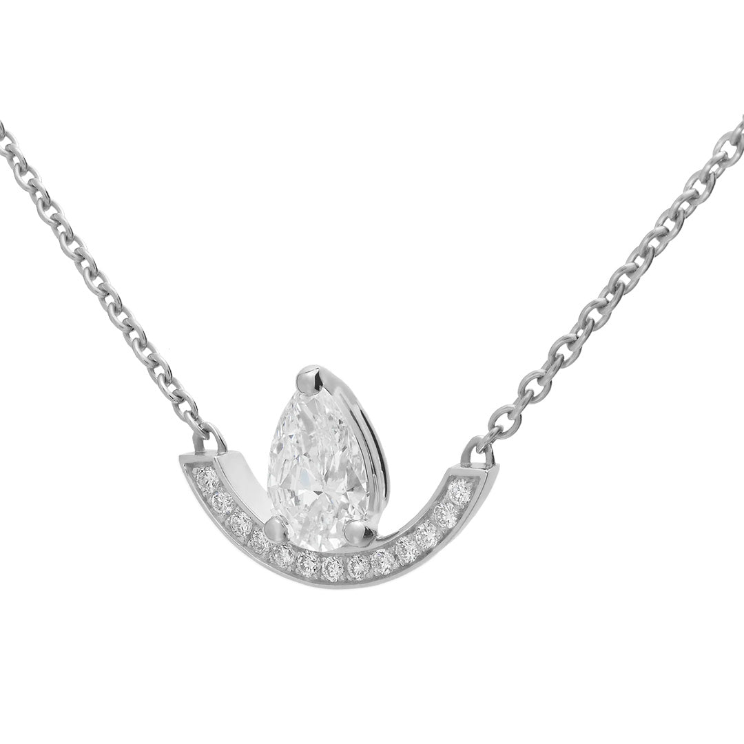 Pendentif Intrépide grand arc Poire 0.7ct pavé - Or blanc 18k - diamant éthique - Loyale Paris