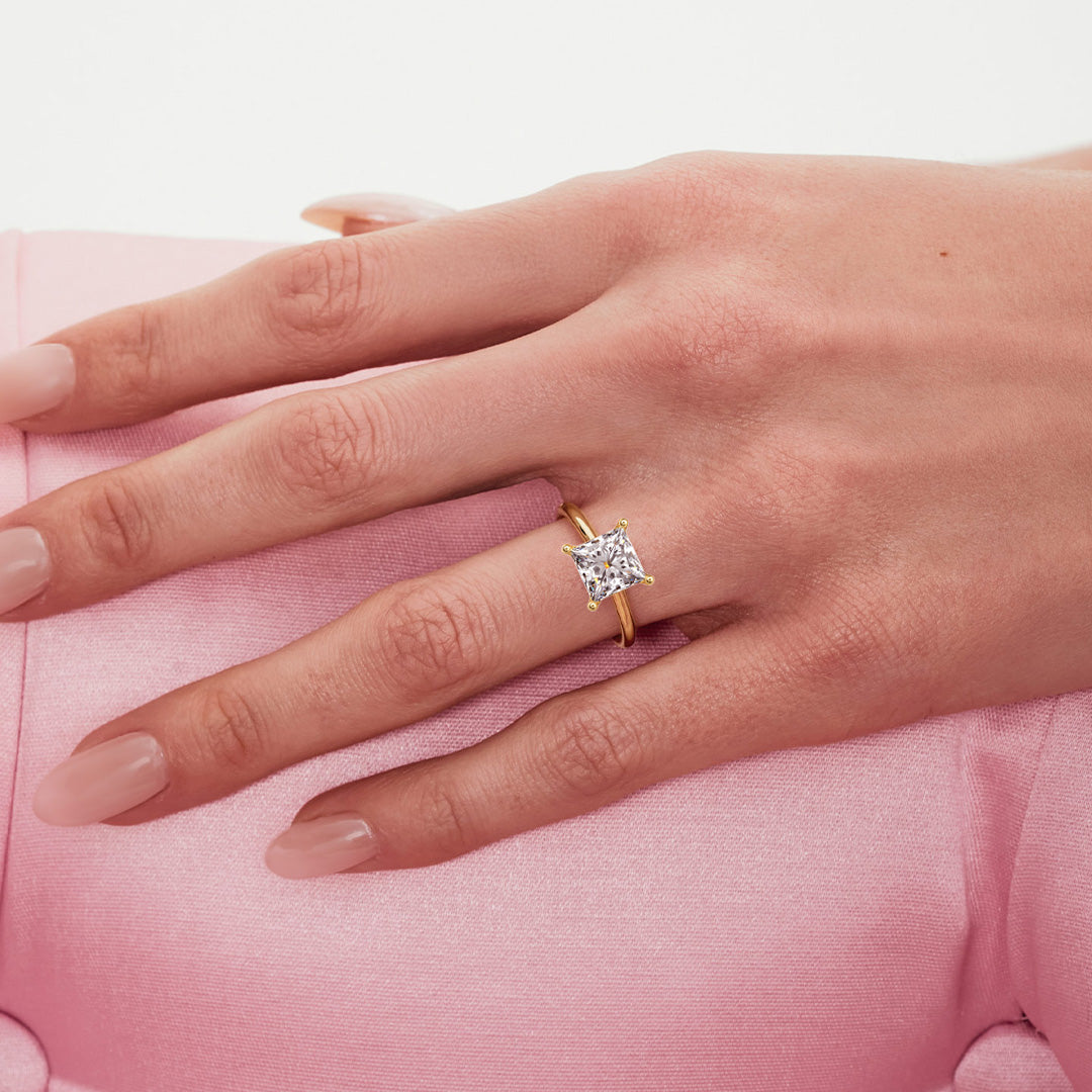 Solitaire Absolue 1ct Princesse - Or blanc 18k - diamant éthique - Loyale Paris