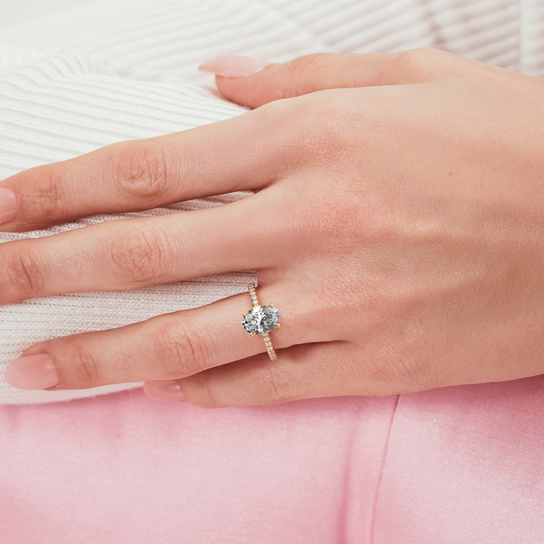 Solitaire Absolue 1ct pavé Ovale - Or blanc 18k - diamant éthique - Loyale Paris