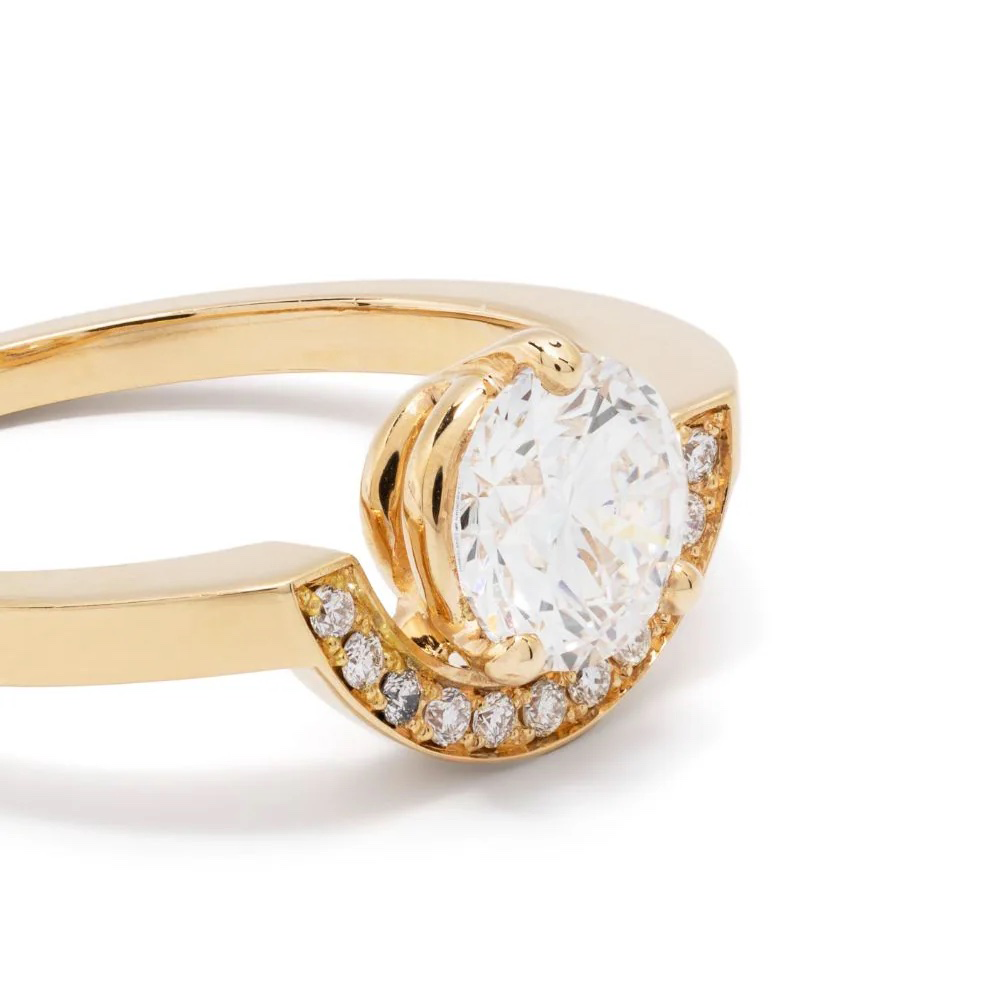 Bague Intrépide petit arc 1.5ct pavée - Or jaune 18k - diamant éthique - Loyale Paris