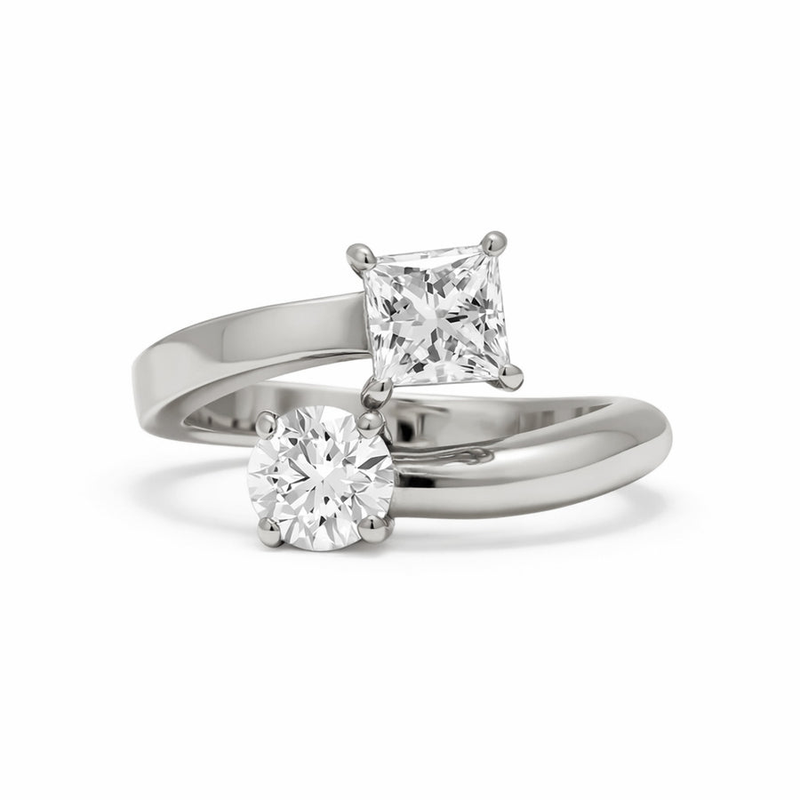 Bague Toi & Moi Twist 0.5ct Brillant 0.7ct Princesse - Or blanc 18k - diamant éthique - Loyale Paris