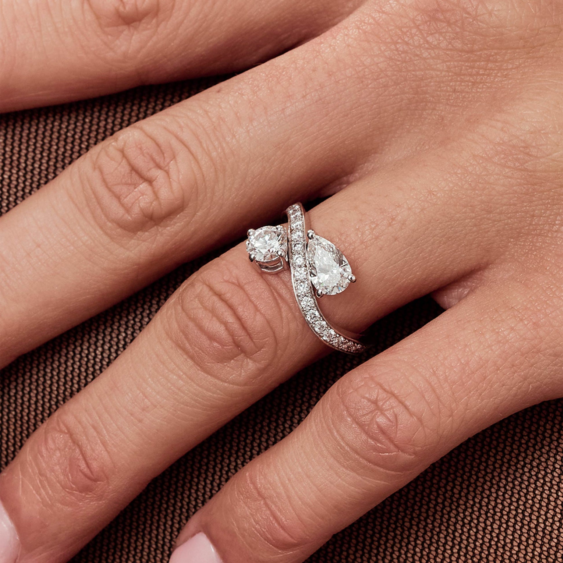 Bague Toi & Moi Éternelle 0.5ct Brillant 0.7ct Poire pavée - Or blanc 18k - diamant éthique - Loyale Paris