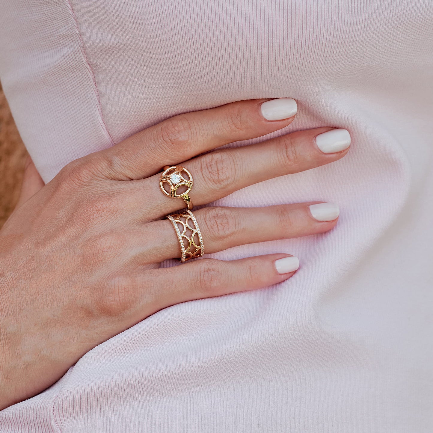 Bague bandeau Perpétuel.le semi-pavée - Or rose 18k - diamant éthique - Loyale Paris