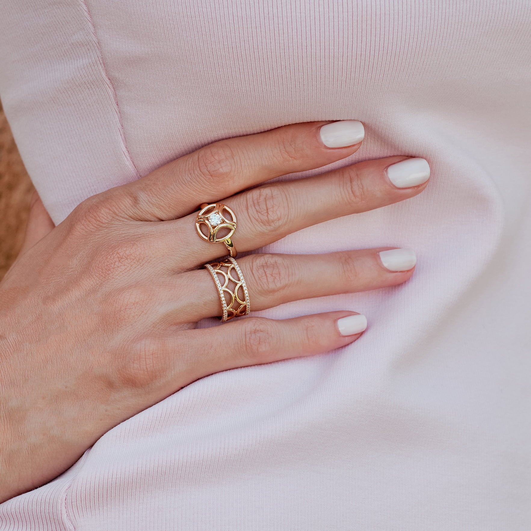 Bague bandeau Perpétuel.le semi-pavée - Or rose 18k - diamant éthique - Loyale Paris