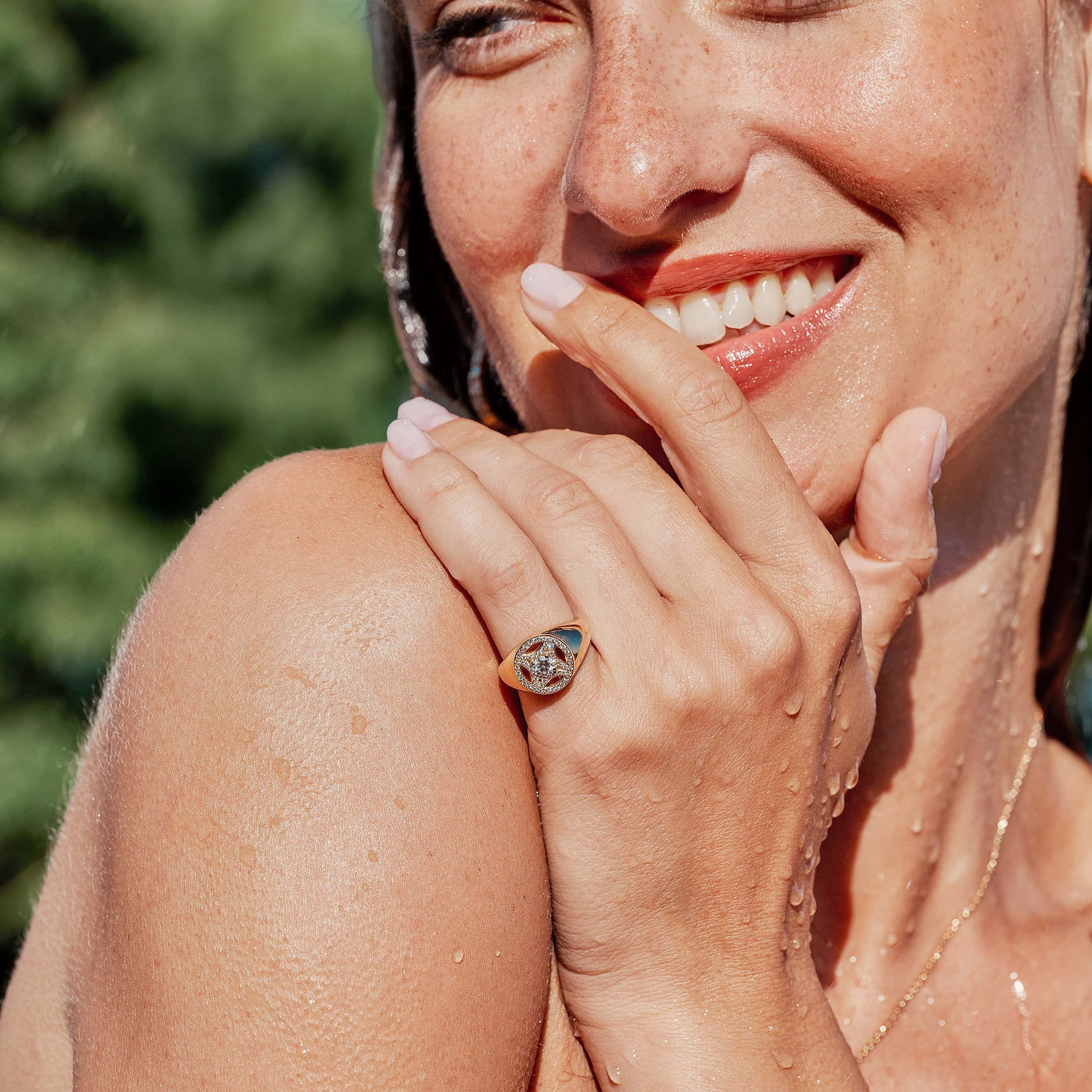 Chevaliere Perpetuel.le 0.25ct pavée - Or jaune 18k - diamant ethique - Loyale Paris - 8