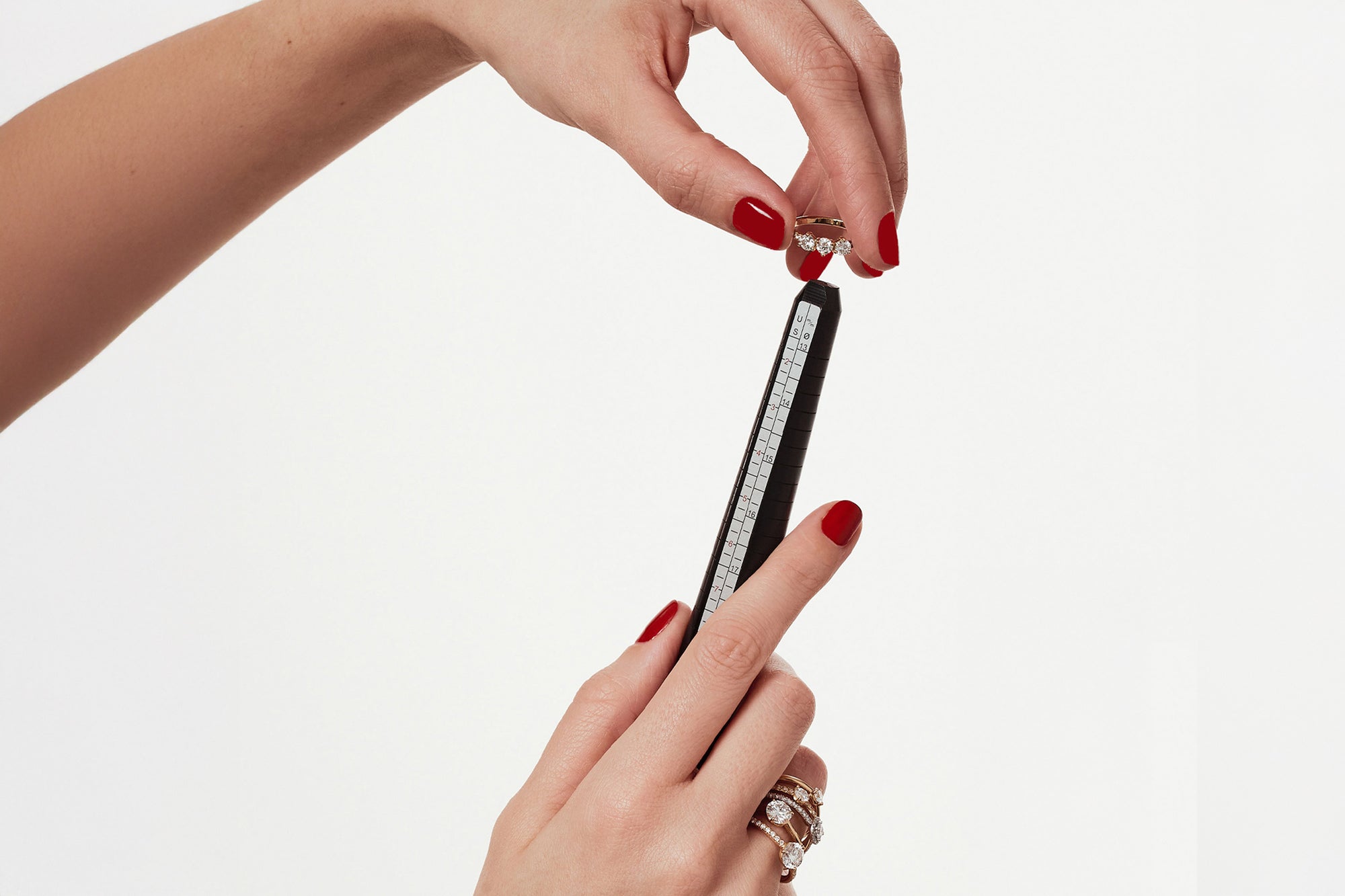 La remise à taille bague maison de joaillerie française loyale paris