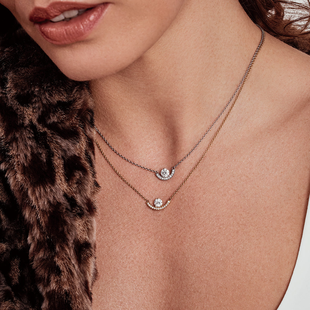 Pendentif Intrépide petit arc 1ct - Or blanc 18k - diamant éthique - Loyale Paris