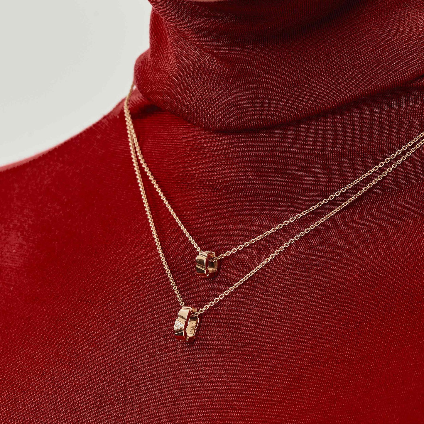 Pendentif Ride & Love semi-pavé Medium - Or rose 18k - diamant éthique - Loyale Paris