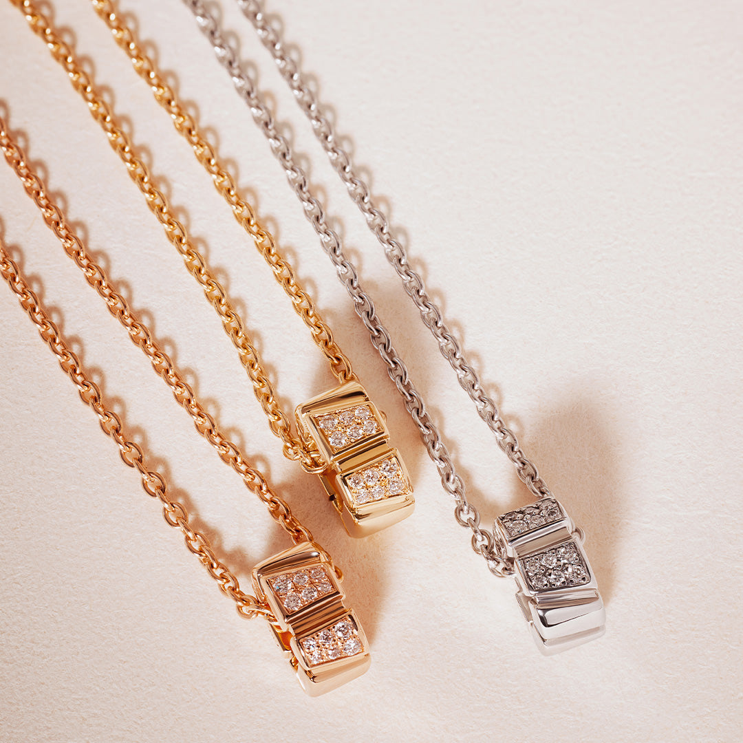 Pendentif Ride & Love semi-pavé Medium - Or rose 18k - diamant éthique - Loyale Paris