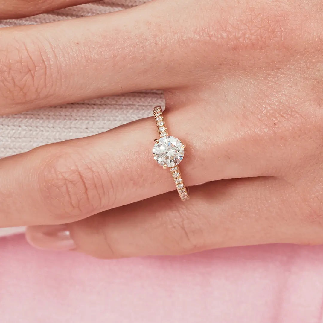 Solitaire Absolu.e 1.5ct pavé - Or rose 18k - diamant éthique - Loyale Paris