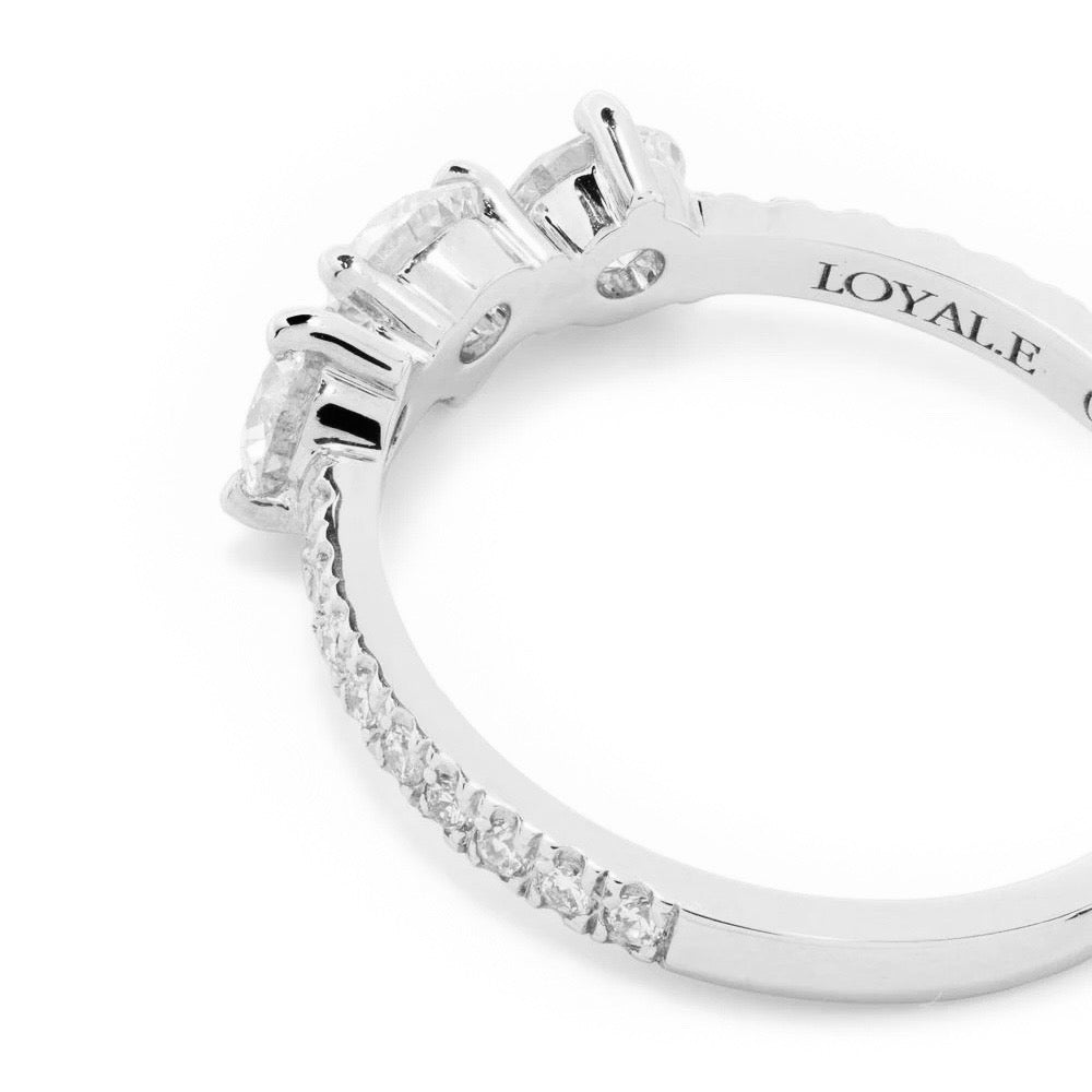 Solitaire Absolu.e Encore Plus 0.25ct pavé - Or blanc 18k - diamant éthique - Loyale Paris