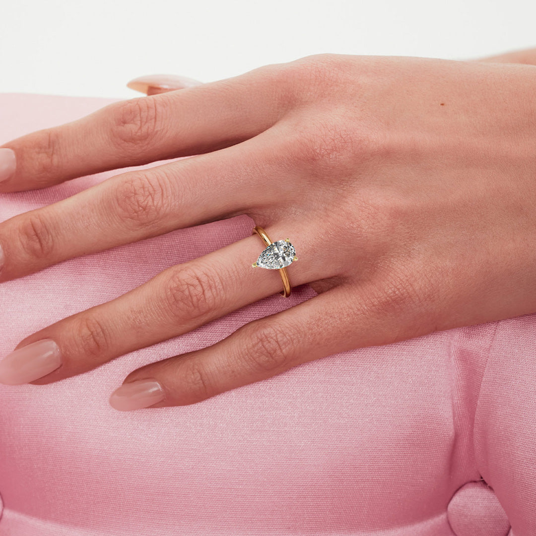 Solitaire Absolue 1ct Poire - Or blanc 18k - diamant éthique - Loyale Paris