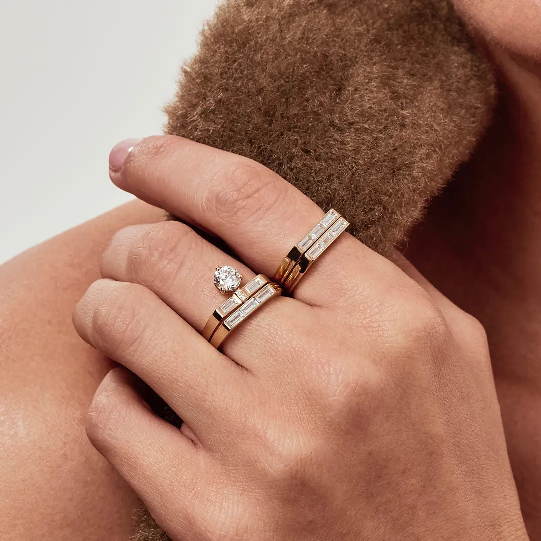 Solitaire Uraeus 0.7ct pavé baguette - Or jaune 18k - diamant éthique - Loyale Paris