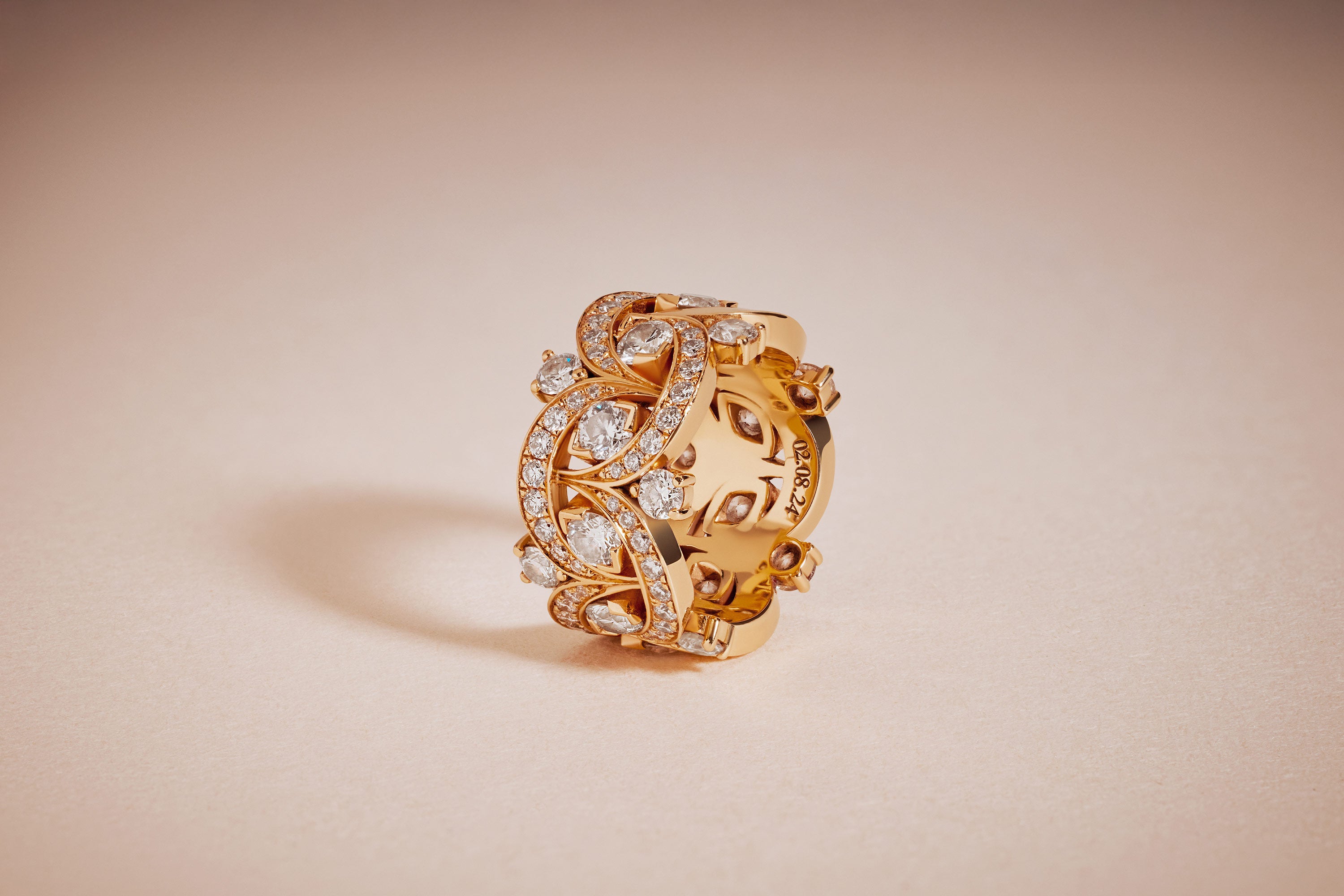 Bague joaillerie française en or recyclé 18k avec diamant rond brillant durable créé en laboratoire