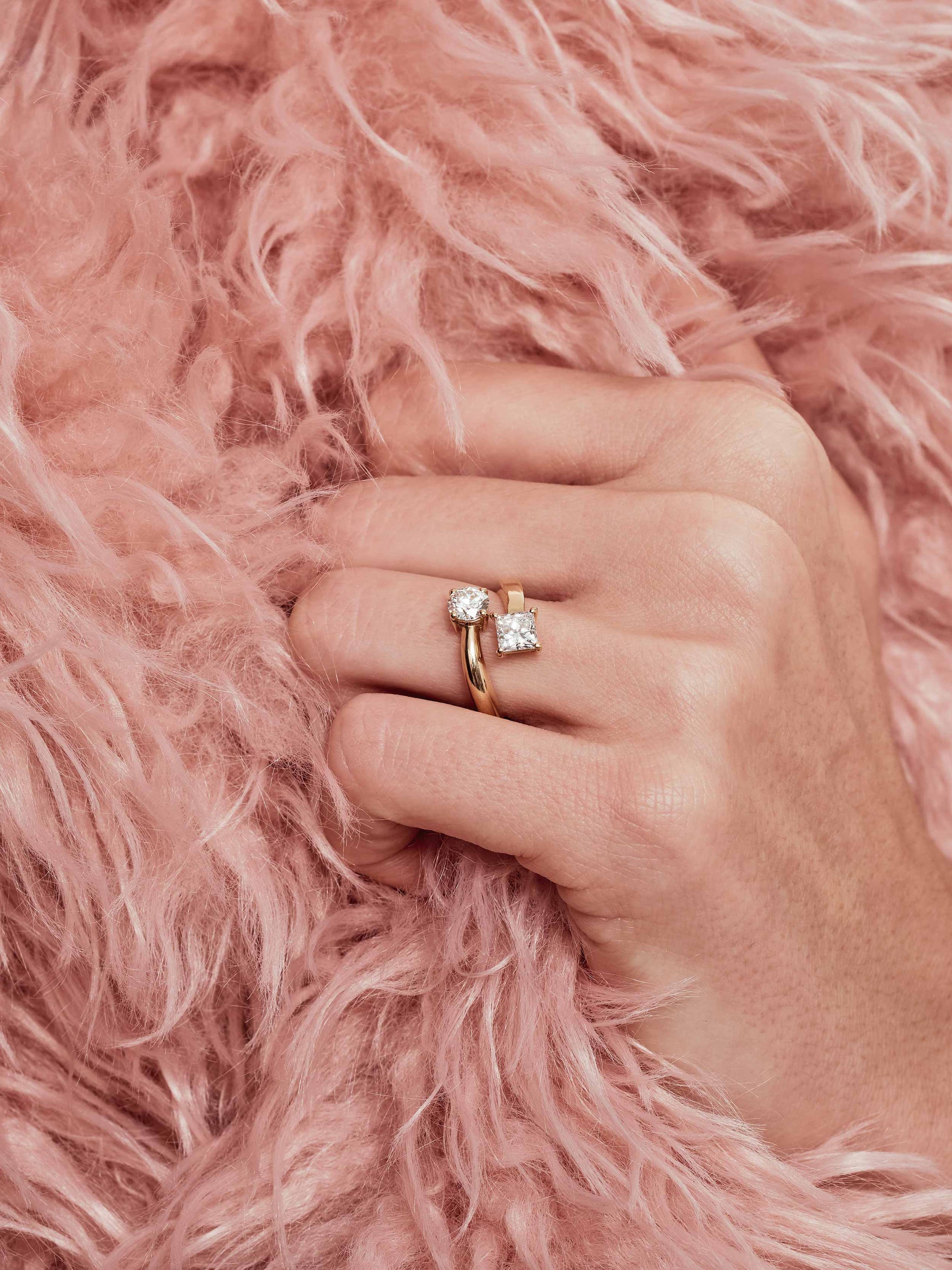 Bague joaillerie française en or jaune recyclé 18k certifiée RJC-Coc avec diamant  de synthèse éthique