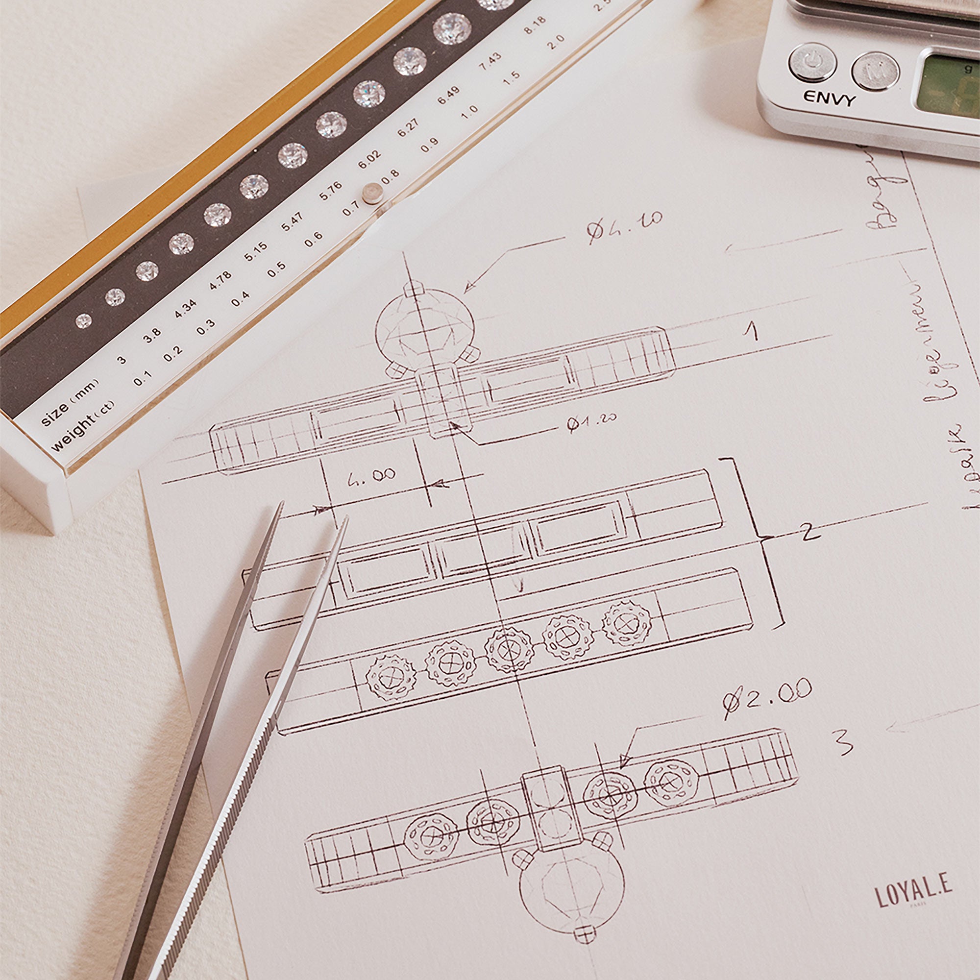 Certified climate-neutral lab-grown diamonds hand-set in France