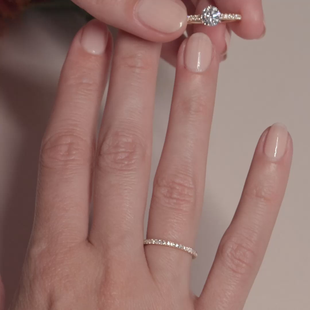 Solitaire Absolu.e 1.5ct pavé - Or jaune 18k - diamant éthique - Loyale Paris