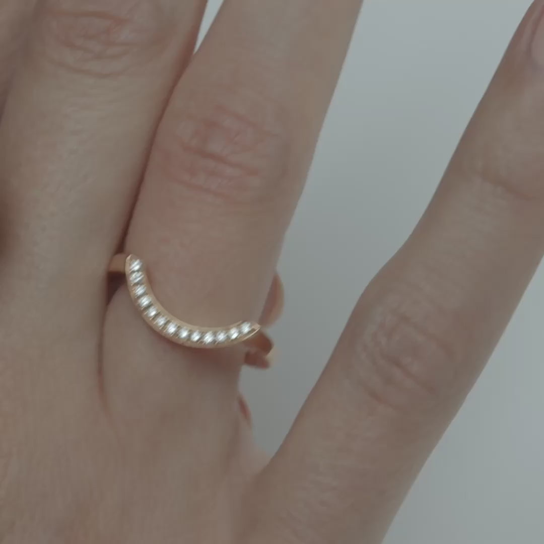 Bague Intrépide grand arc pavée - Or rose 18k - diamant éthique - Loyale Paris