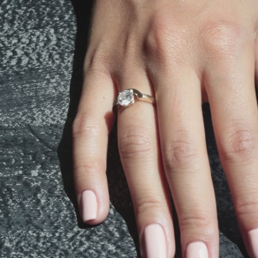 Bague Intrépide petit arc 1.5ct pavée - Or rose 18k - diamant éthique - Loyale Paris