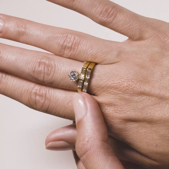 Solitaire Uraeus 0.7ct pavé baguette - Or jaune 18k - diamant éthique - Loyale Paris