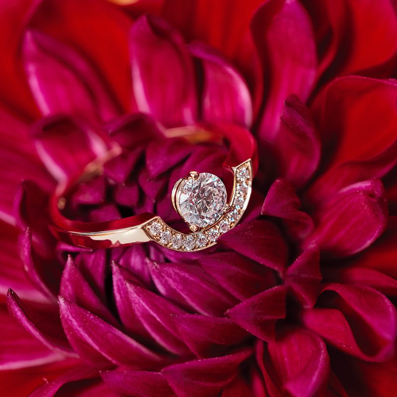Ring Intrépide petit arc 1ct pavée - 18k rose gold lab grown diamond Loyale Paris 6