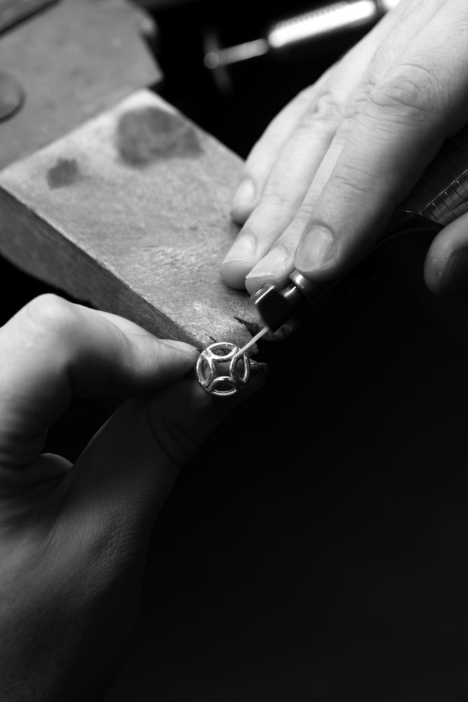 jewelry atelier Paris handmade fine jewelry ethical gold diamond